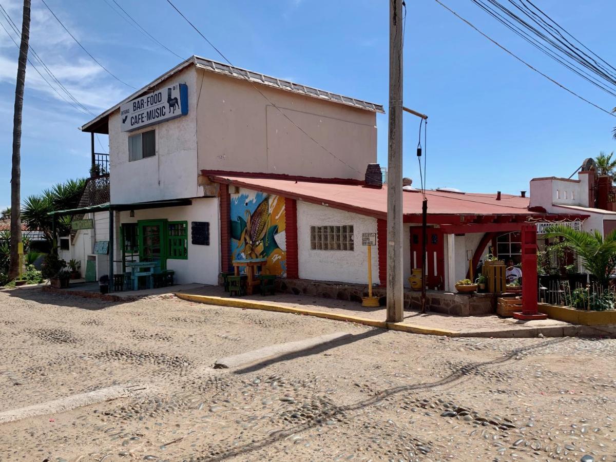 House Sleeps 14 & Steps To Sandy Mins To Downtown Сasa de vacaciones *