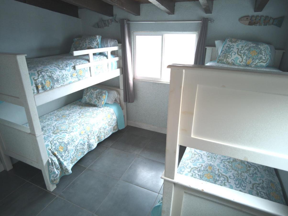 House Sleeps 14 & Steps To Sandy Mins To Downtown Сasa de vacaciones Rosarito