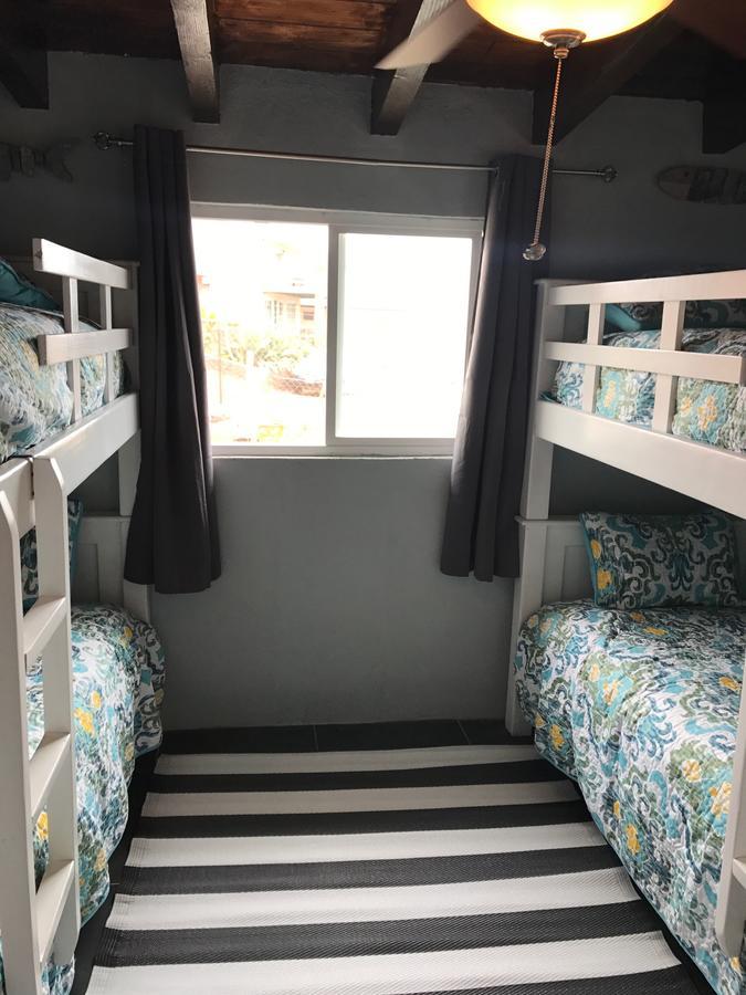 Сasa de vacaciones House Sleeps 14 & Steps To Sandy Mins To Downtown *